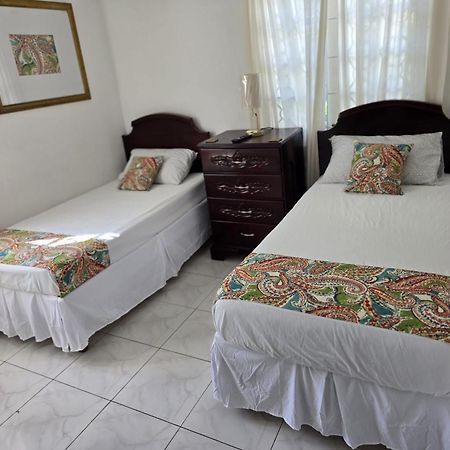 Paradise Palms Jamaica Vacation Rental มอนเทโกเบย์ ภายนอก รูปภาพ