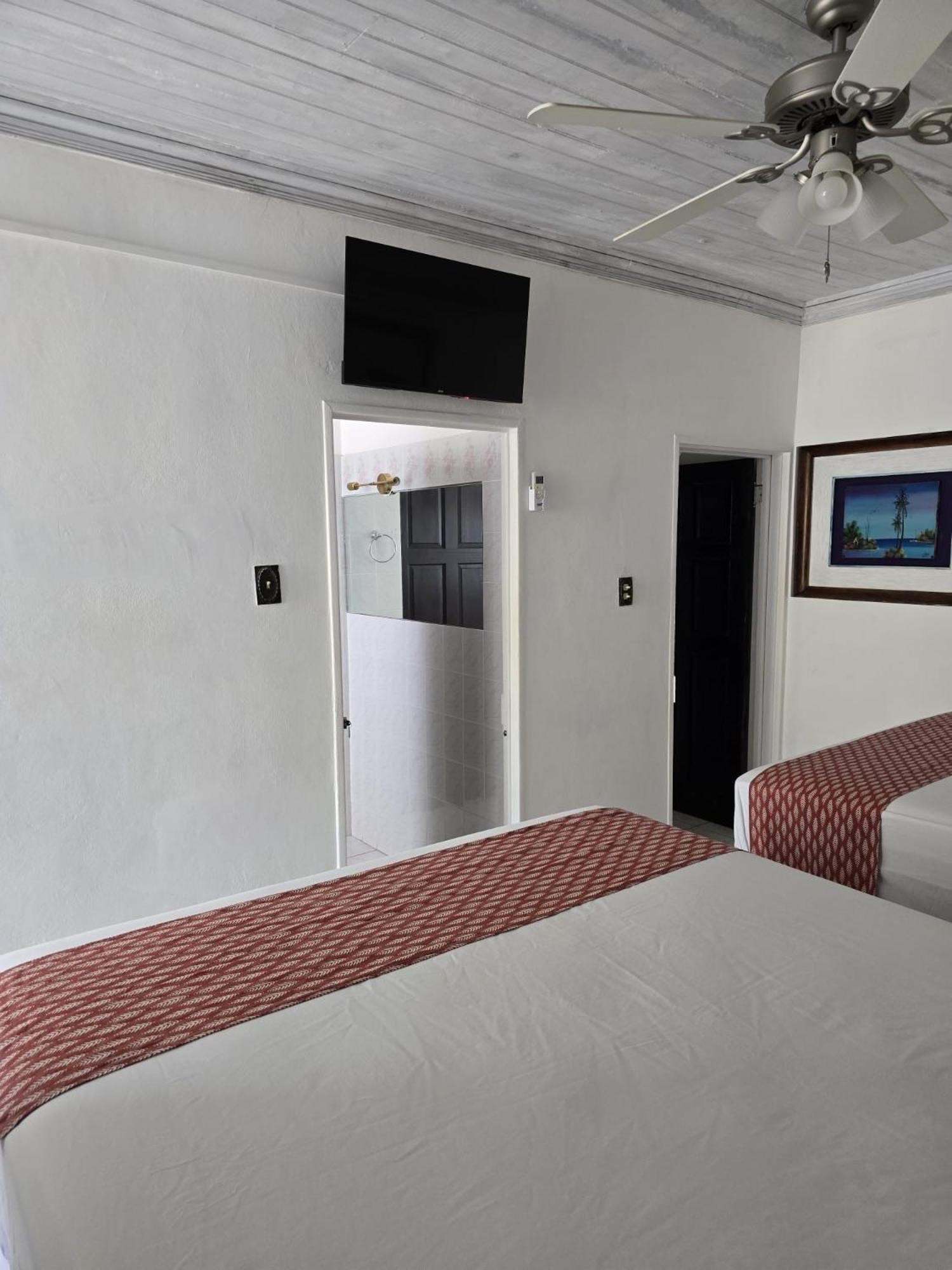 Paradise Palms Jamaica Vacation Rental มอนเทโกเบย์ ภายนอก รูปภาพ