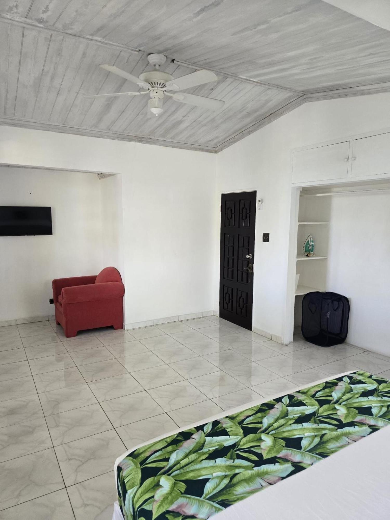 Paradise Palms Jamaica Vacation Rental มอนเทโกเบย์ ภายนอก รูปภาพ