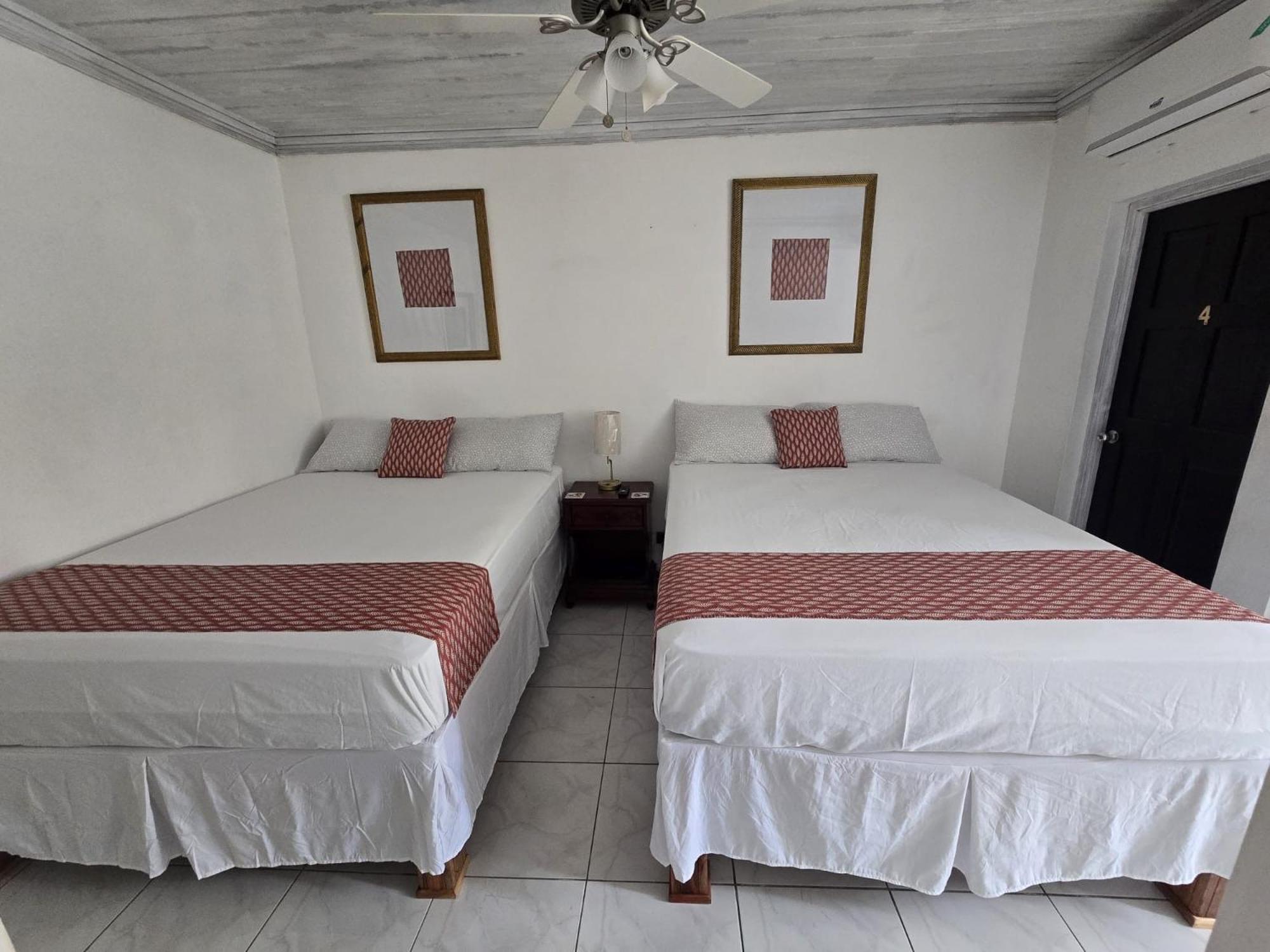 Paradise Palms Jamaica Vacation Rental มอนเทโกเบย์ ภายนอก รูปภาพ